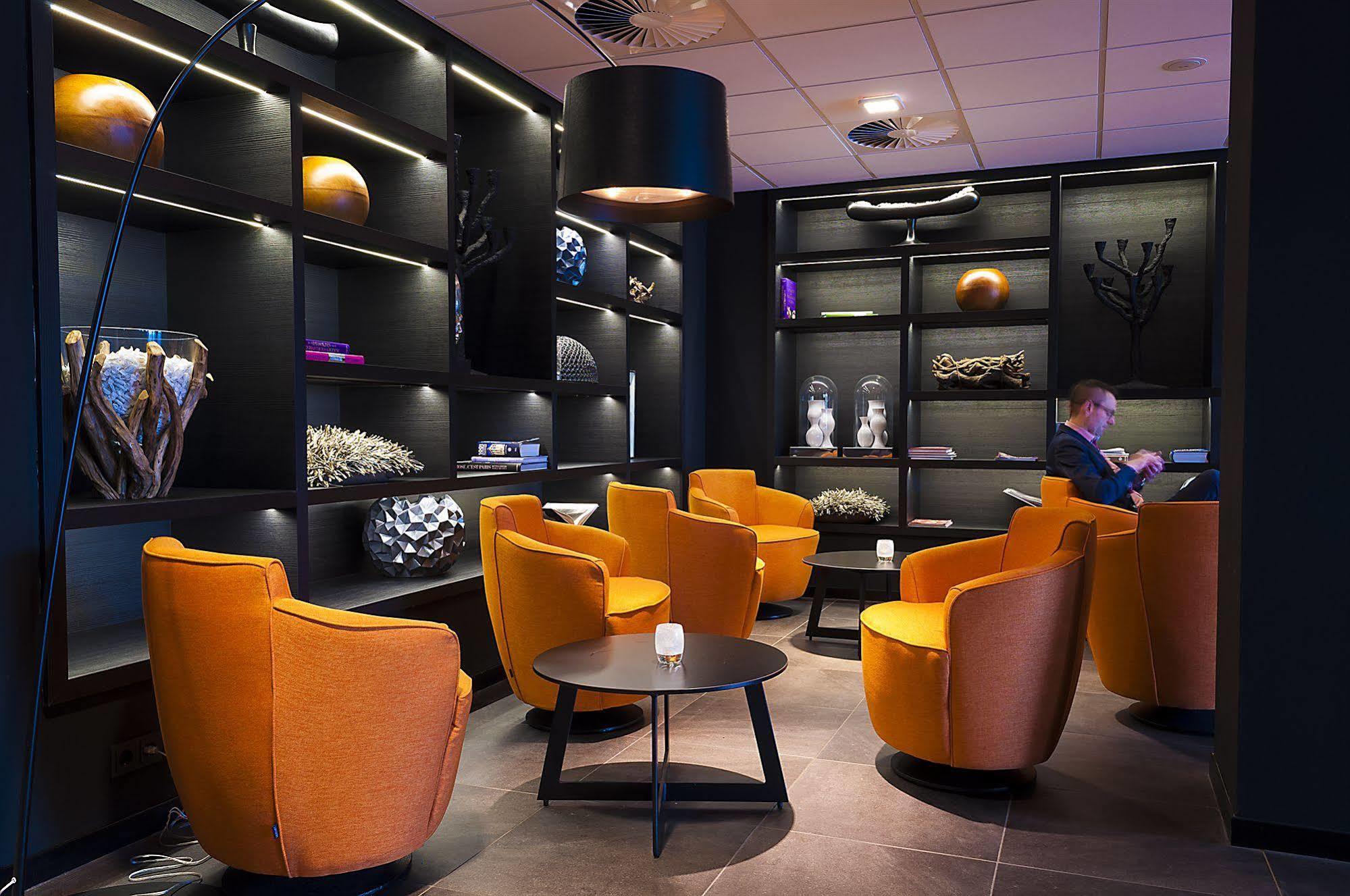 Postillion Hotel Dordrecht Exterior foto